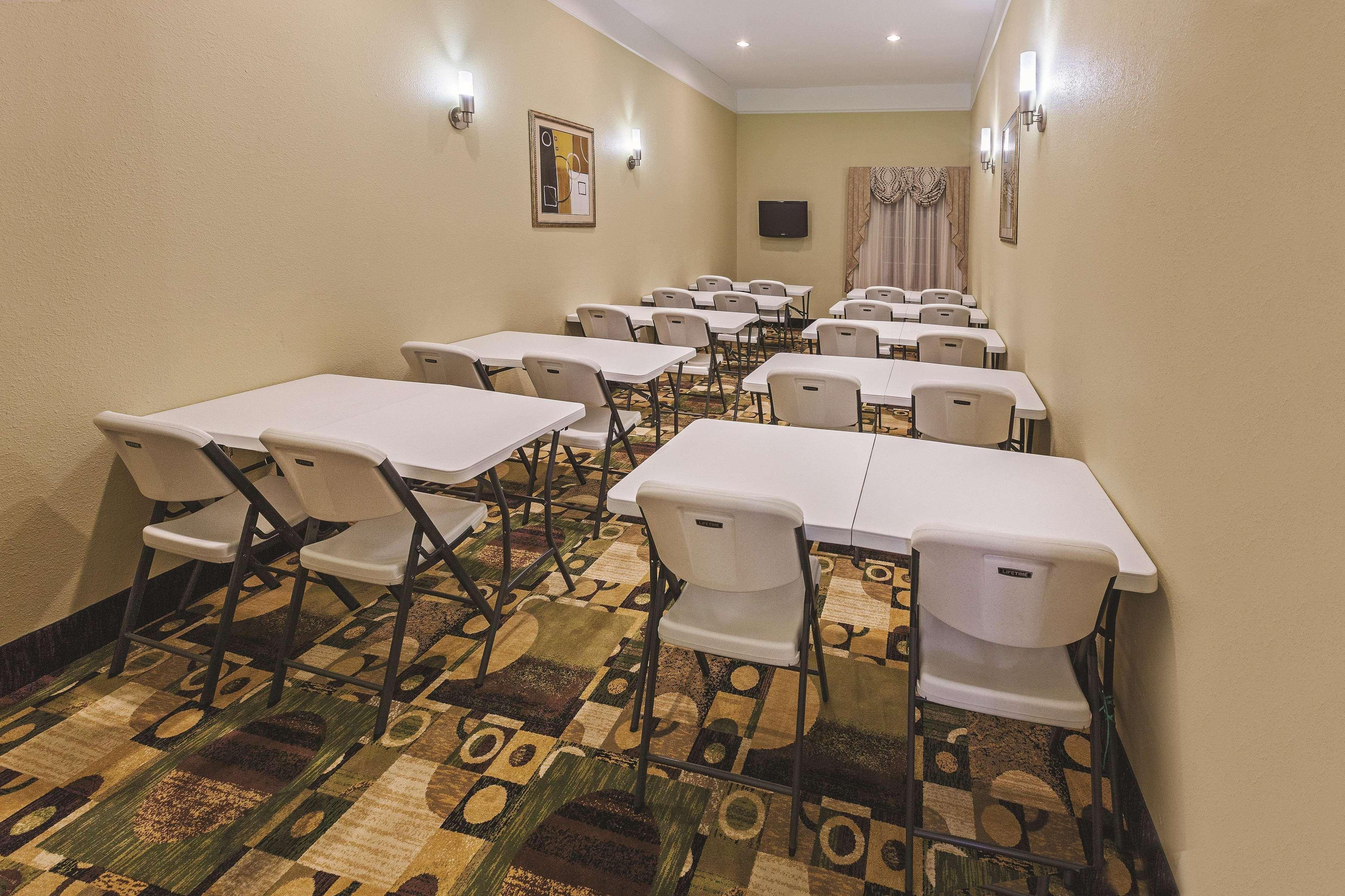 Hotel La Quinta By Wyndham Livingston Zewnętrze zdjęcie